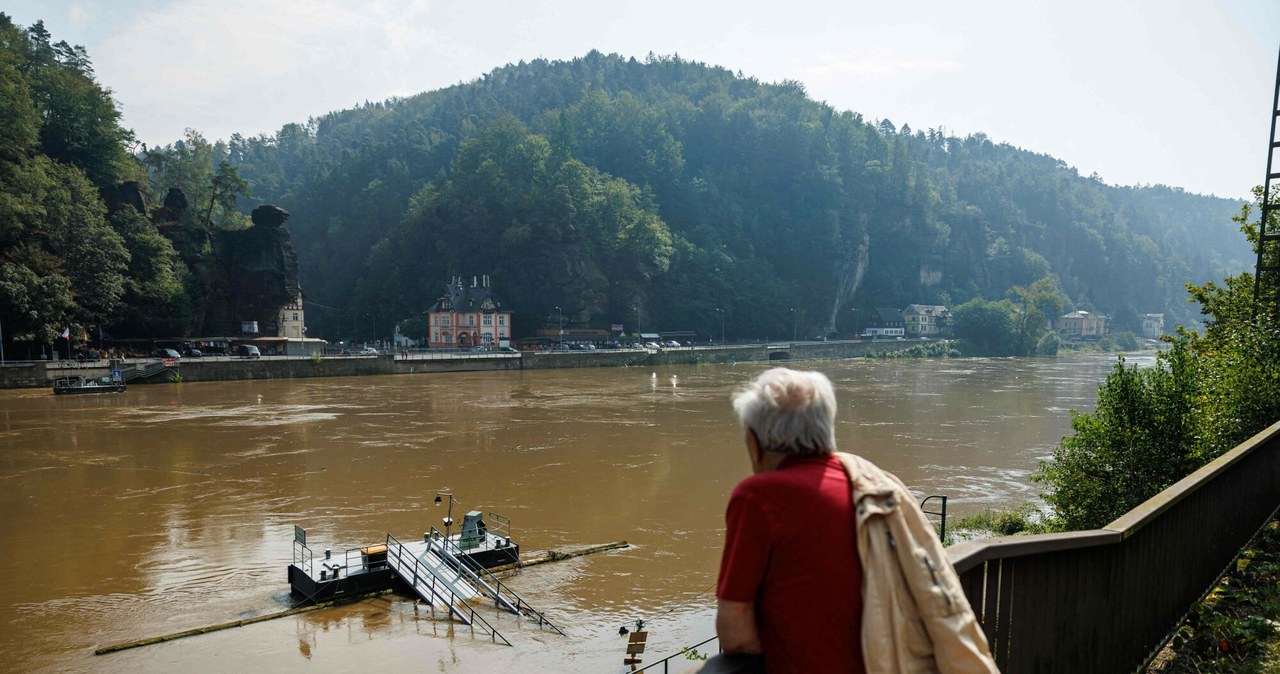 Flood 2024. Germany. Dresden prepares to receive the peak wave Polish