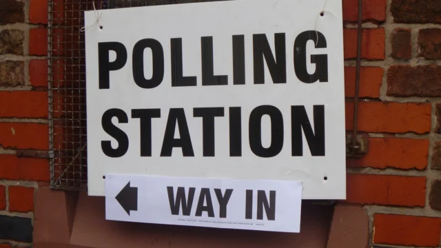 Kraków votes for new mayor in second round after predecessor ousted by referendum